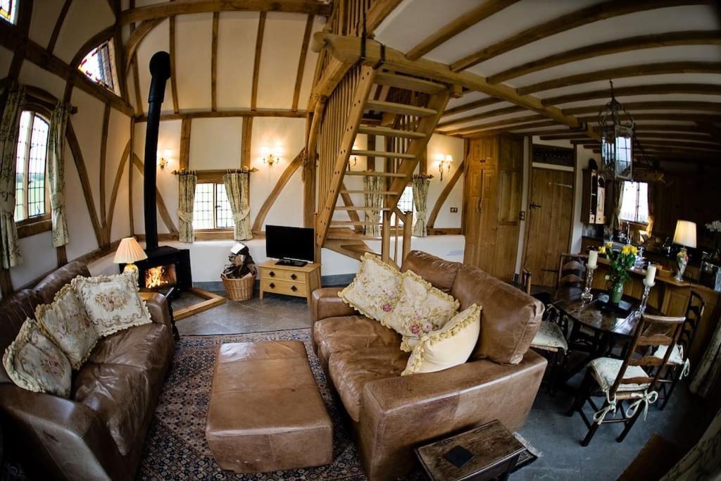 Ebony Cottage تينبوري المظهر الخارجي الصورة